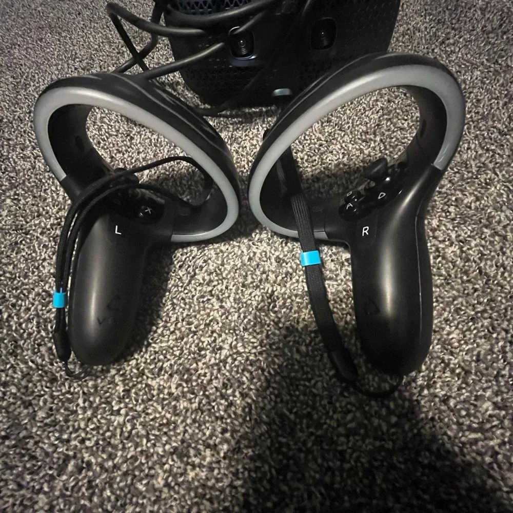 HTC Cosmos Elite Black VR Headset with Front Cameras